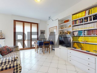 Attico in Vendita a Viareggio, 265'000&euro;, 121 m²