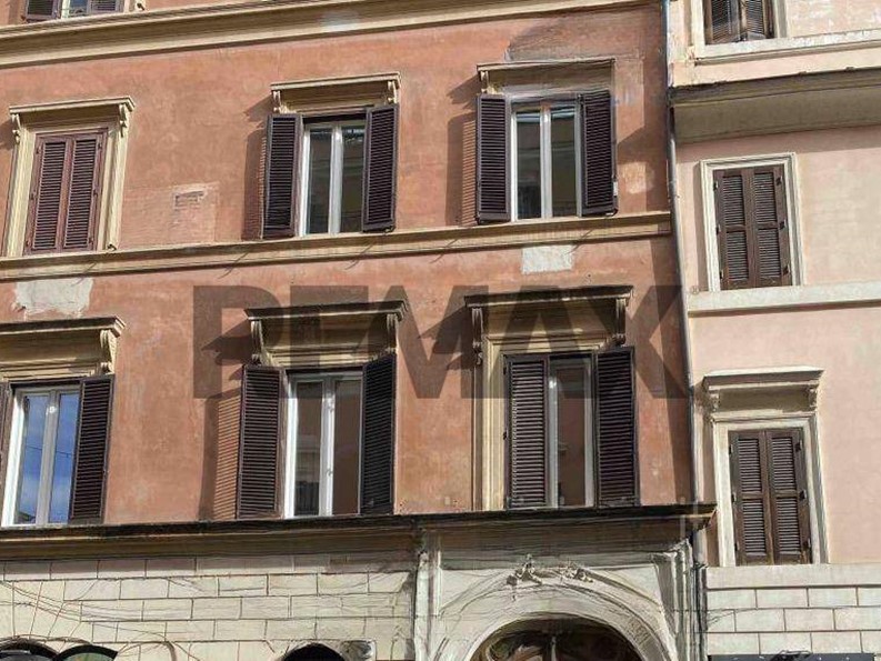 Appartamento in Vendita a Roma, 335'250&euro;, 161 m²