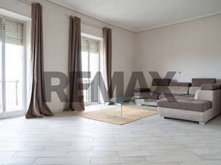Appartamento in Vendita a Siracusa, 132'000&euro;, 154 m²