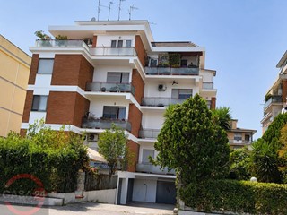Appartamento in Vendita a Latina, 198'000&euro;, 111 m²