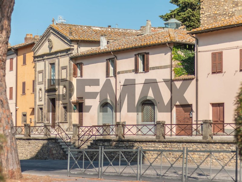 Appartamento in Vendita a Monte Romano, 110'000&euro;, 107 m²