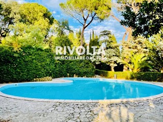 Appartamento in Vendita a Roma, 2'500'000&euro;, 300 m²