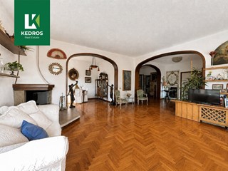 Trilocale in Vendita a Varese, 410'000&euro;, 267 m²