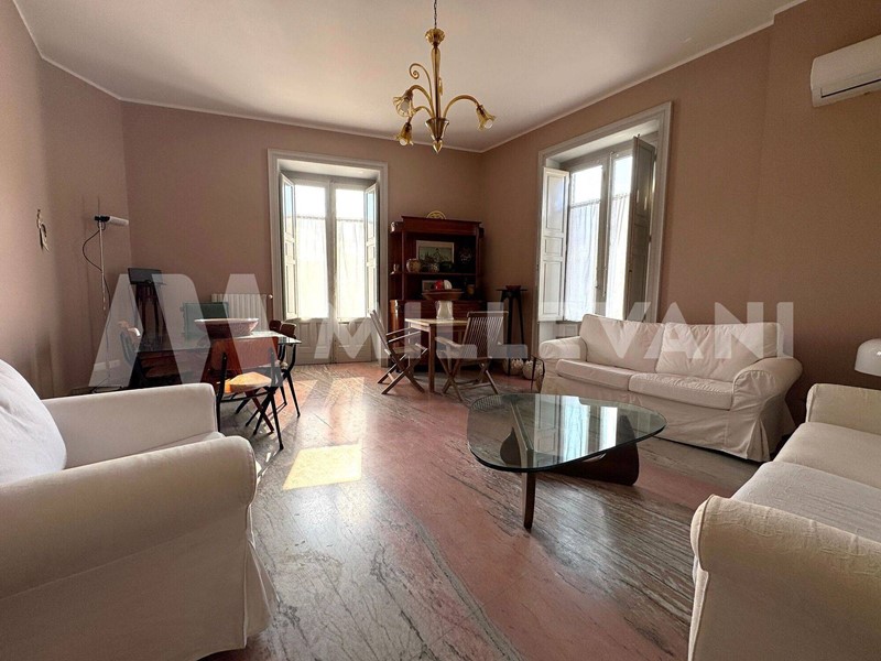 Appartamento in Vendita a Scicli, 230'000&euro;, 123 m²