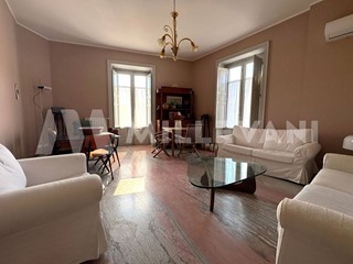 Appartamento in Vendita a Scicli, 230'000&euro;, 123 m²