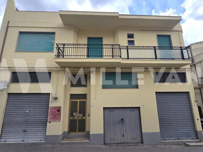 Appartamento in Vendita a Scicli, 160'000&euro;, 120 m²