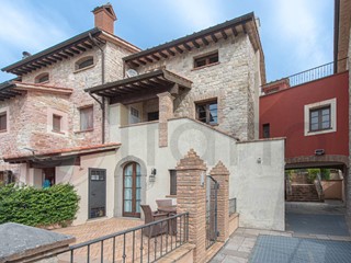 Quadrilocale in Vendita a Ficulle, 128'000&euro;, 101 m²