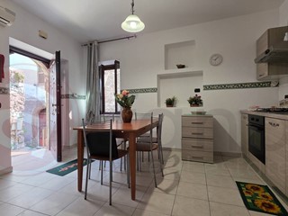 Trilocale in Vendita a Ceccano, 68'000&euro;, 50 m²