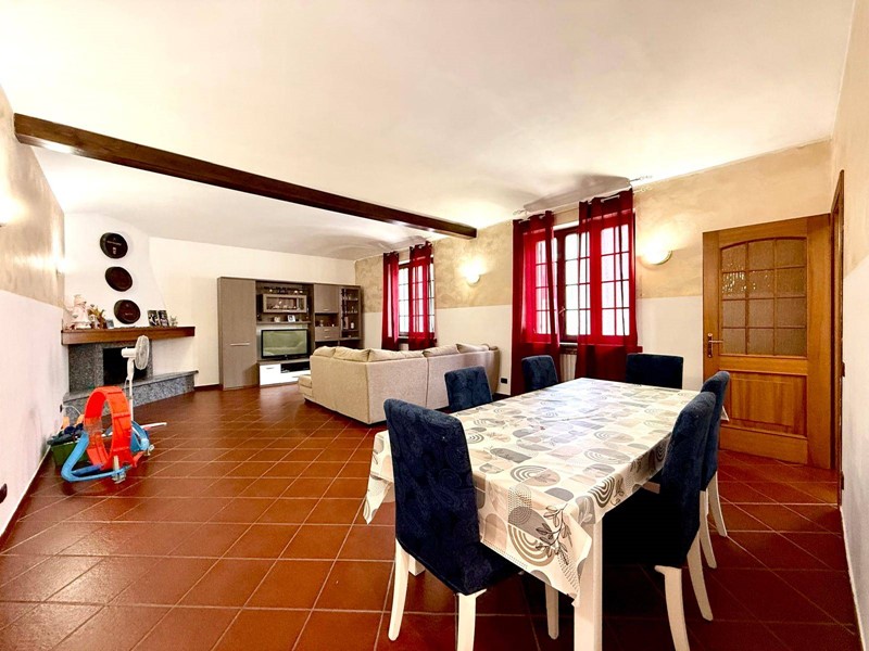Quadrilocale in Vendita a Alessandria, 89'000&euro;, 110 m²