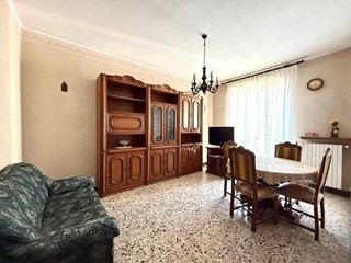 Trilocale in Vendita a Alessandria, 49'000&euro;, 74 m²