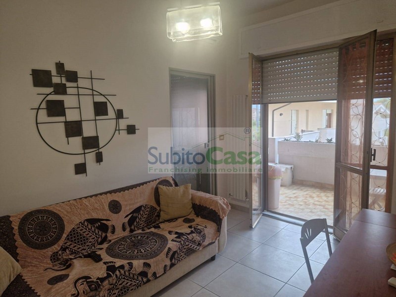 Bilocale in Affitto a Francavilla al Mare, 670&euro;, 55 m²