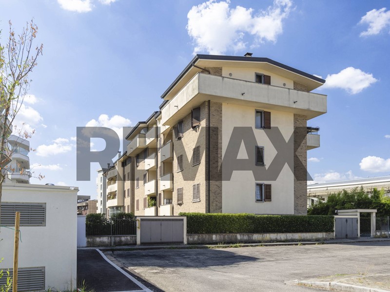 Trilocale in Vendita a Bovisio Masciago, 195'000&euro;, 80 m²