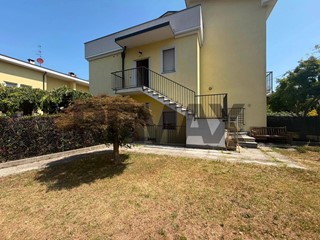 Appartamento in Vendita a Arcisate, 268'000&euro;, 128 m²