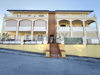 Appartamento in Vendita a Castel Frentano, 140'000&euro;, 106 m²