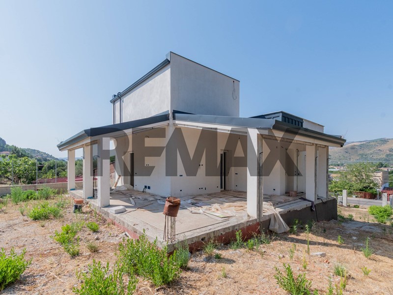 Quadrilocale in Vendita a Misilmeri, 310'000&euro;, 153 m²