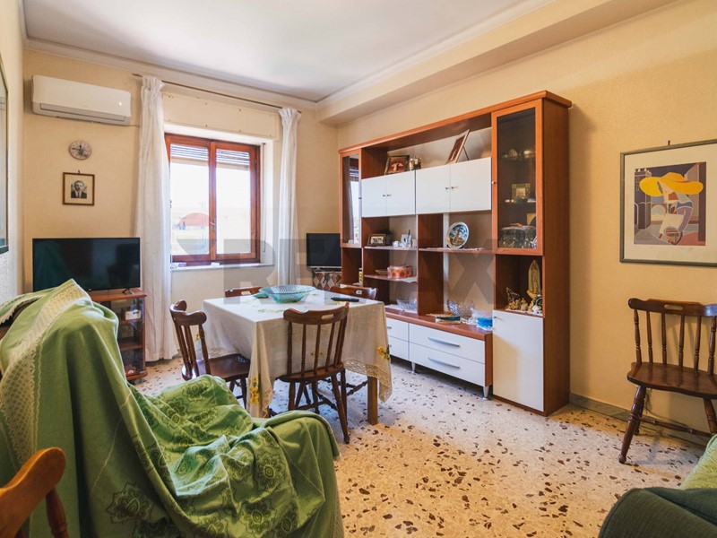 Appartamento in Vendita a Catania, 140'000&euro;, 82 m²