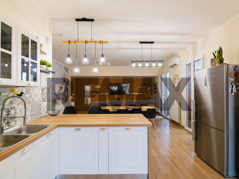 Appartamento in Vendita a Misterbianco, 189'000&euro;, 200 m²