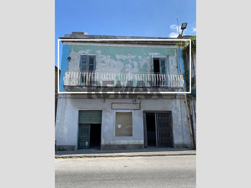 Appartamento in Vendita a Pace del Mela, 25'000&euro;, 100 m²