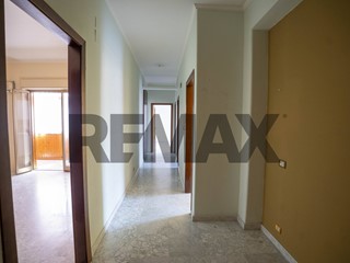 Trilocale in Vendita a Catania, 118'000&euro;, 94 m²