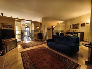 Appartamento in Vendita a Enna, 250'000&euro;, 290 m²