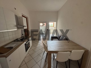 Bilocale in Vendita a Adrara San Martino, 115'000&euro;, 60 m²
