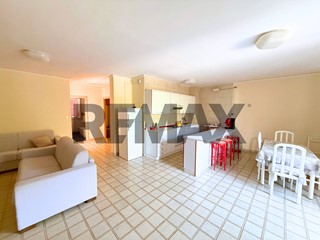 Trilocale in Vendita a Manfredonia, 46'500&euro;, 100 m²