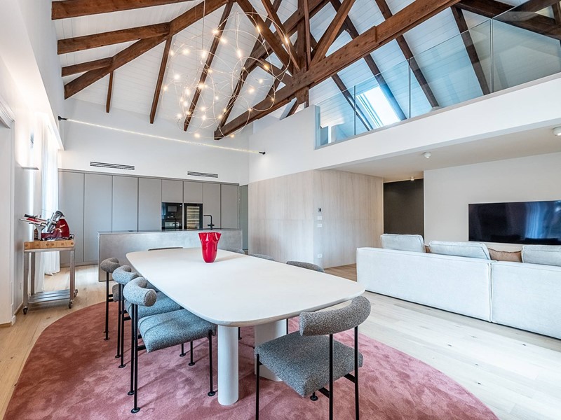 Appartamento in Vendita a Torino, 1'290'000&euro;, 213 m²