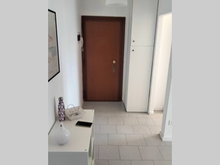 Appartamento in Affitto a Milano, 1'200&euro;, 77 m²