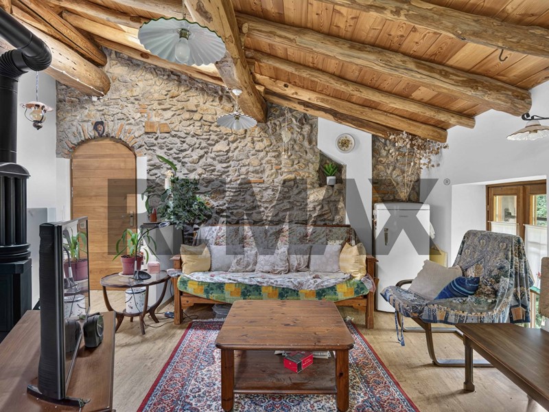 Trilocale in Vendita a Margno, 95'000&euro;, 81 m²