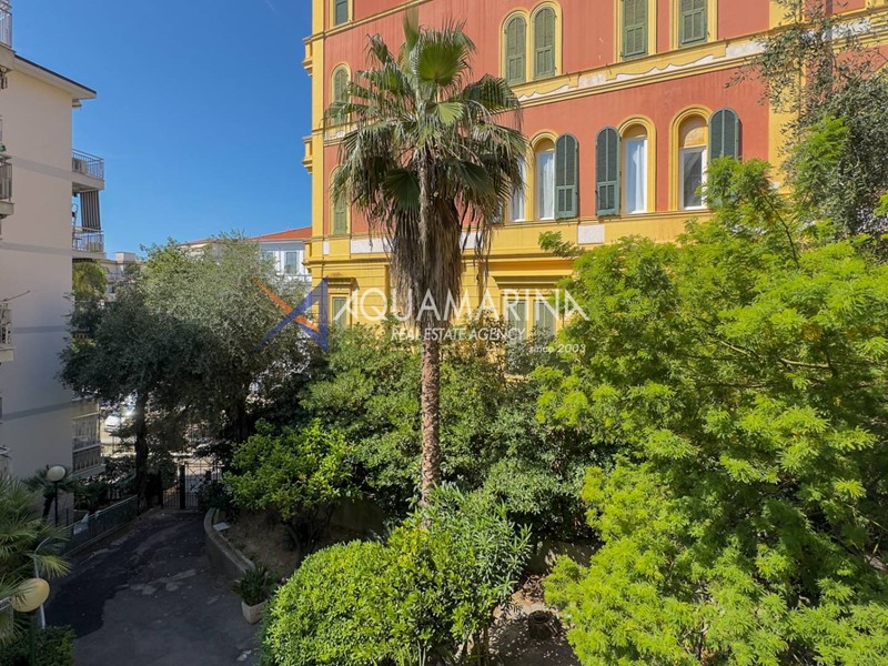 Quadrilocale in Affitto a Sanremo, 2'300&euro;, 120 m²