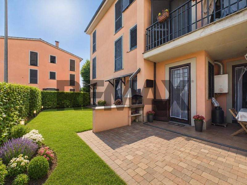 Trilocale in Vendita a Sutri, 105'000&euro;, 93 m², con Box