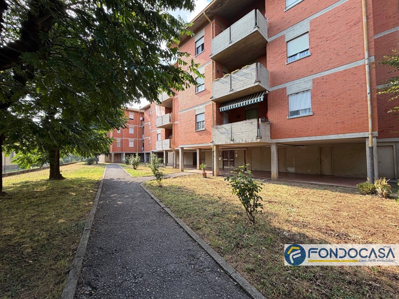 Appartamento in Vendita a Grumello del Monte, 145'000&euro;, 106 m²