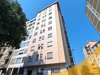 Bilocale in Vendita a Torino, 129'000&euro;, 65 m²