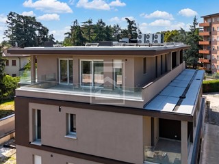 Trilocale in Vendita a Brescia, 410'000&euro;, 143 m²