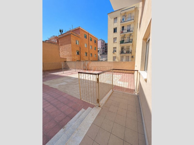Appartamento in Vendita a Sassari, 195'000&euro;, 193 m²