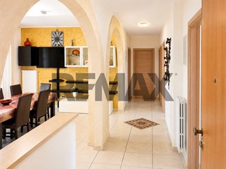 Appartamento in Vendita a Paglieta, 98'000&euro;, 135 m²