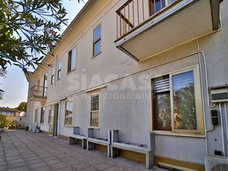 Appartamento in Vendita a Cologno Monzese, 490'000&euro;, 478 m²