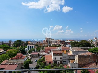 Appartamento in Vendita a Catania, 128'000&euro;, 88 m²