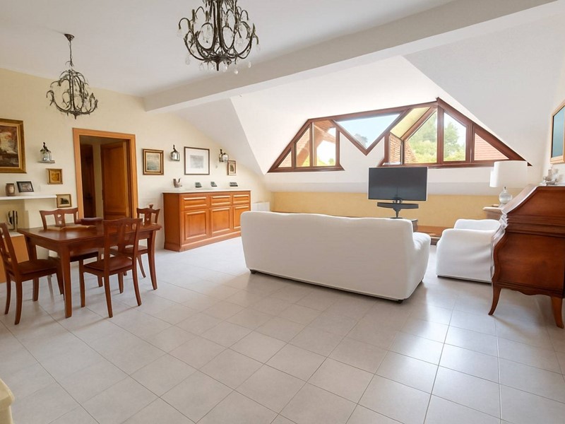 Appartamento in Vendita a Anzio, 195'000&euro;, 149 m²