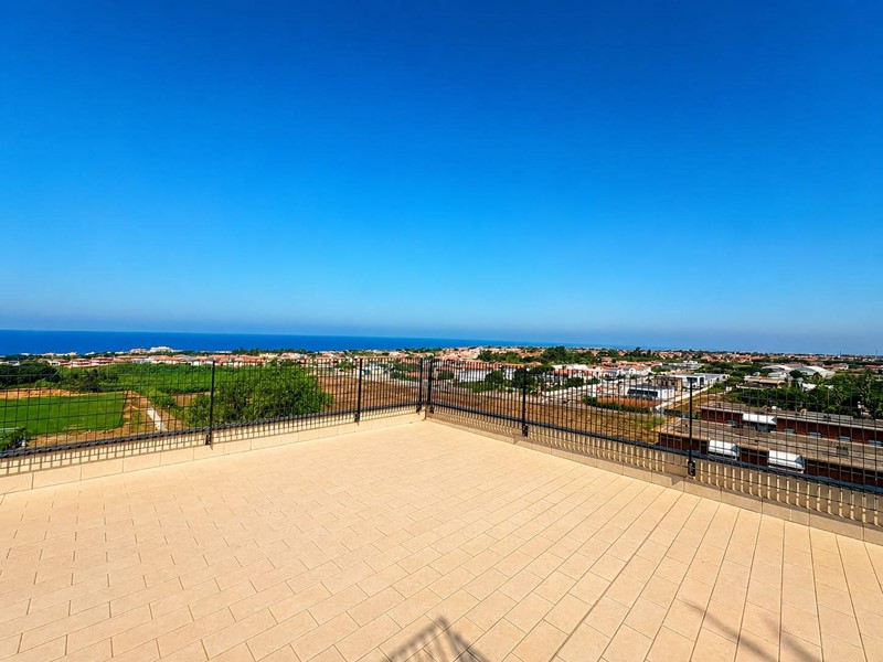 Quadrilocale in Vendita a Anzio, 139'000&euro;, 110 m²