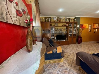 Appartamento in Vendita a Canicattini Bagni, 77'000&euro;, 130 m²