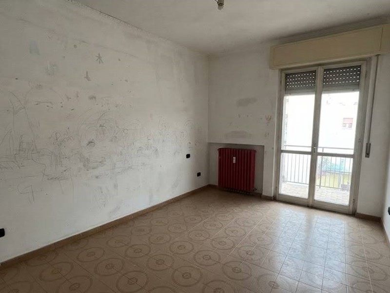 Quadrilocale in Vendita a Verona, 180'000&euro;, 110 m²
