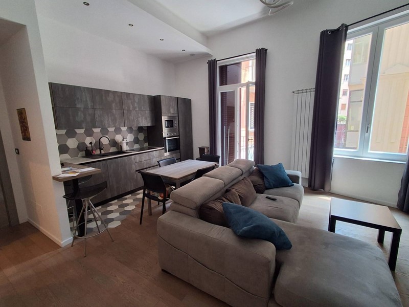 Quadrilocale in Affitto a Napoli, 1'400&euro;, 76 m²