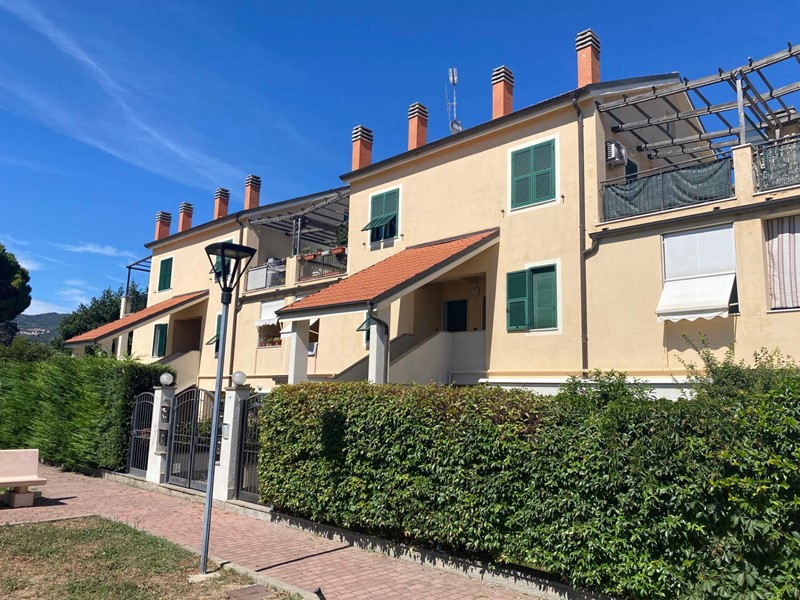 Trilocale in Vendita a San Bartolomeo al Mare, 320'000&euro;, 76 m²