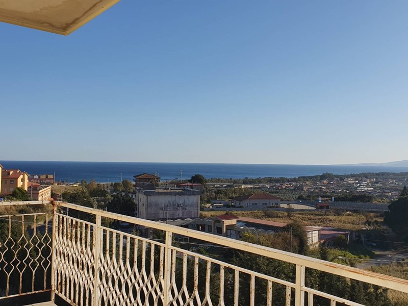 Trilocale in Affitto a Catanzaro, 600&euro;, 95 m²