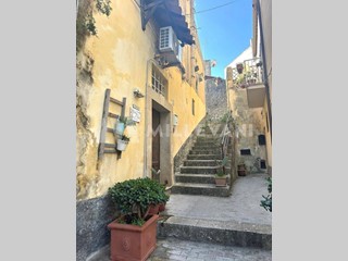 Bilocale in Vendita a Ragusa, 55'000&euro;, 55 m²