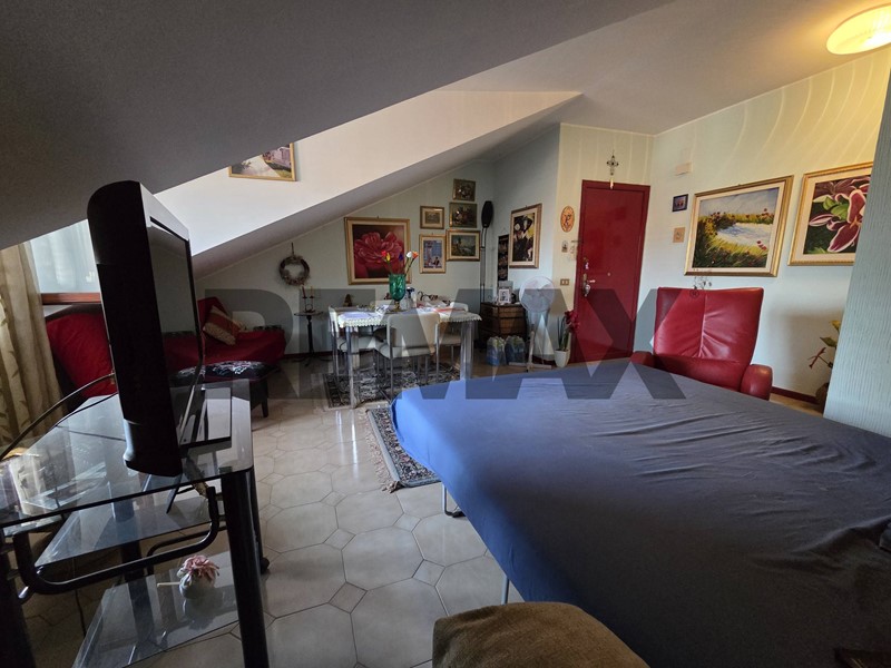 Appartamento in Vendita a Sant'Agata li Battiati, 89'000&euro;, 157 m²