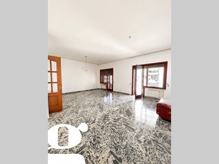 Appartamento in Vendita a Napoli, 495'000&euro;, 182 m²