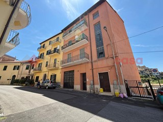 Trilocale in Vendita a San Polo dei Cavalieri, 39'000&euro;, 80 m²