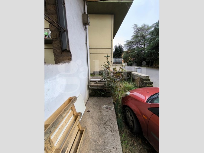 Appartamento in Vendita a Corchiano, 59'000&euro;, 130 m², con Box